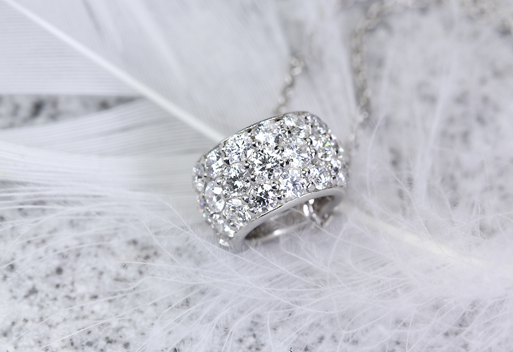 【日替り大特価】PT900 0.68ct Heart&Cupid ダヤモンドネックレス