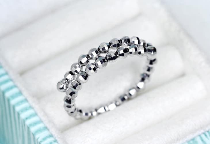 ジュエリー通販ジュエルプラネット【日替り大特価】K18　Total0.5ct　プリンセスカットダイヤモンドリング【10月8日20時販売開始】