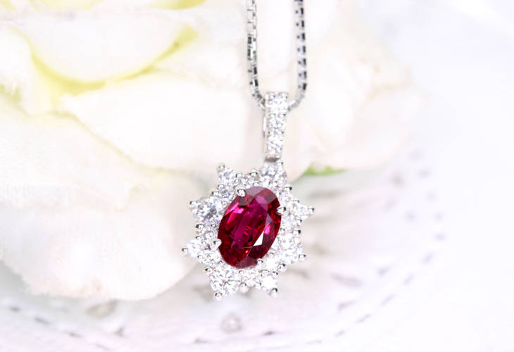 ジュエリー通販ジュエルプラネット【日替り大特価】K18　Total0.5ct　プリンセスカットダイヤモンドリング【10月8日20時販売開始】