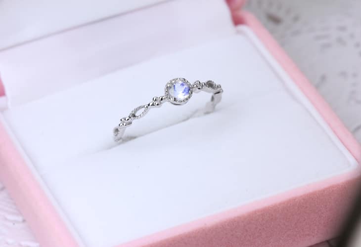 ジュエリー通販ジュエルプラネット【日替り大特価】K18　Total0.5ct　プリンセスカットダイヤモンドリング【10月8日20時販売開始】