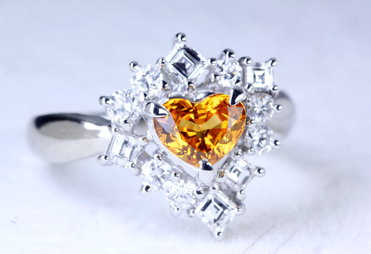 ジュエリー通販ジュエルプラネット【日替り大特価】K18　Total0.5ct　プリンセスカットダイヤモンドリング【10月8日20時販売開始】