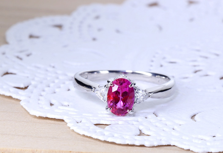 ジュエリー通販ジュエルプラネット【日替り大特価】K18　Total0.5ct　プリンセスカットダイヤモンドリング【10月8日20時販売開始】