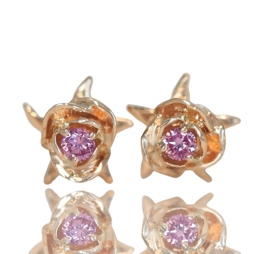 ピンクダイヤモンド ピアス