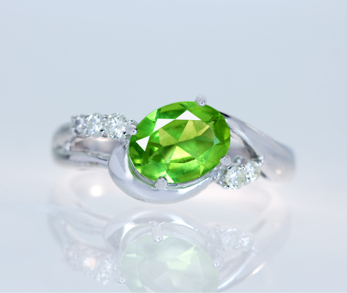 jewel planet 公式サイト / K18WG ペリドット 1.5ct ダイヤモンド 0.12