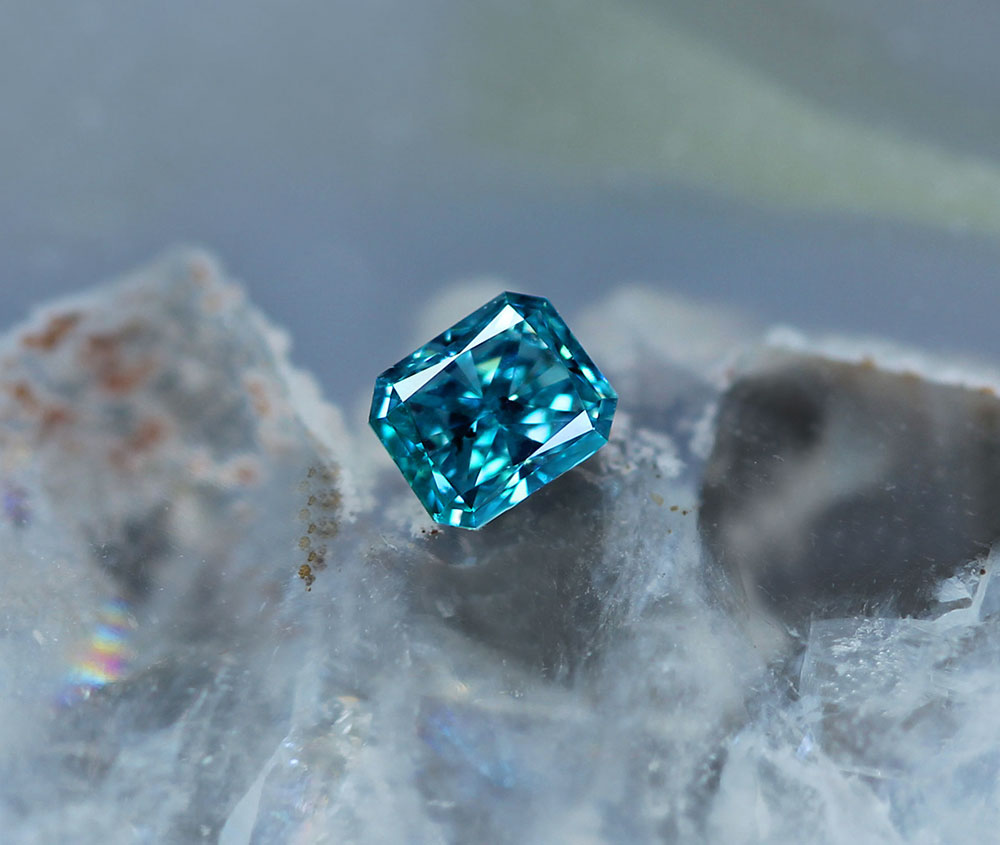 FANCY GREEN BLUE 0.121ct/0.125ct/OV