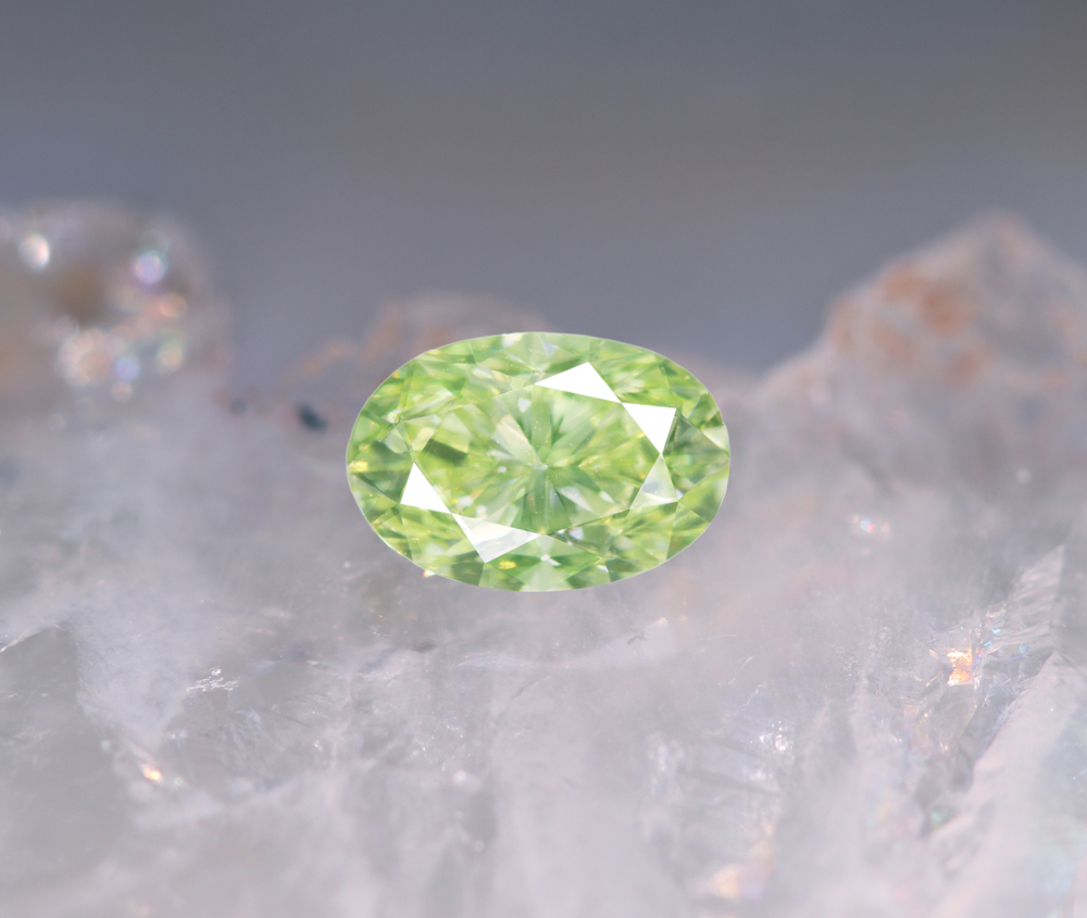 0.558 ct F.DK.GY‐Y.GREEN 天然 グリーン ダイヤモンド