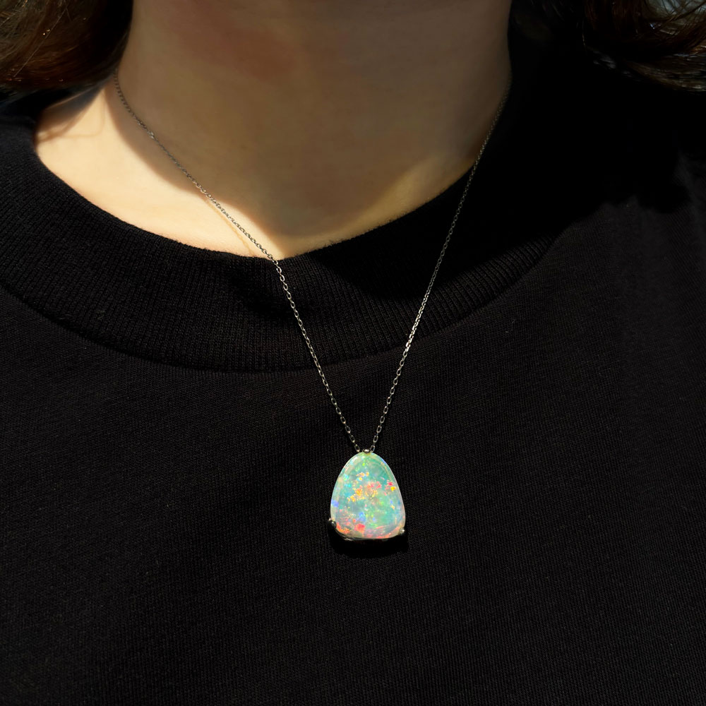 PT900 オパール 2.43ct ペンダントトップ