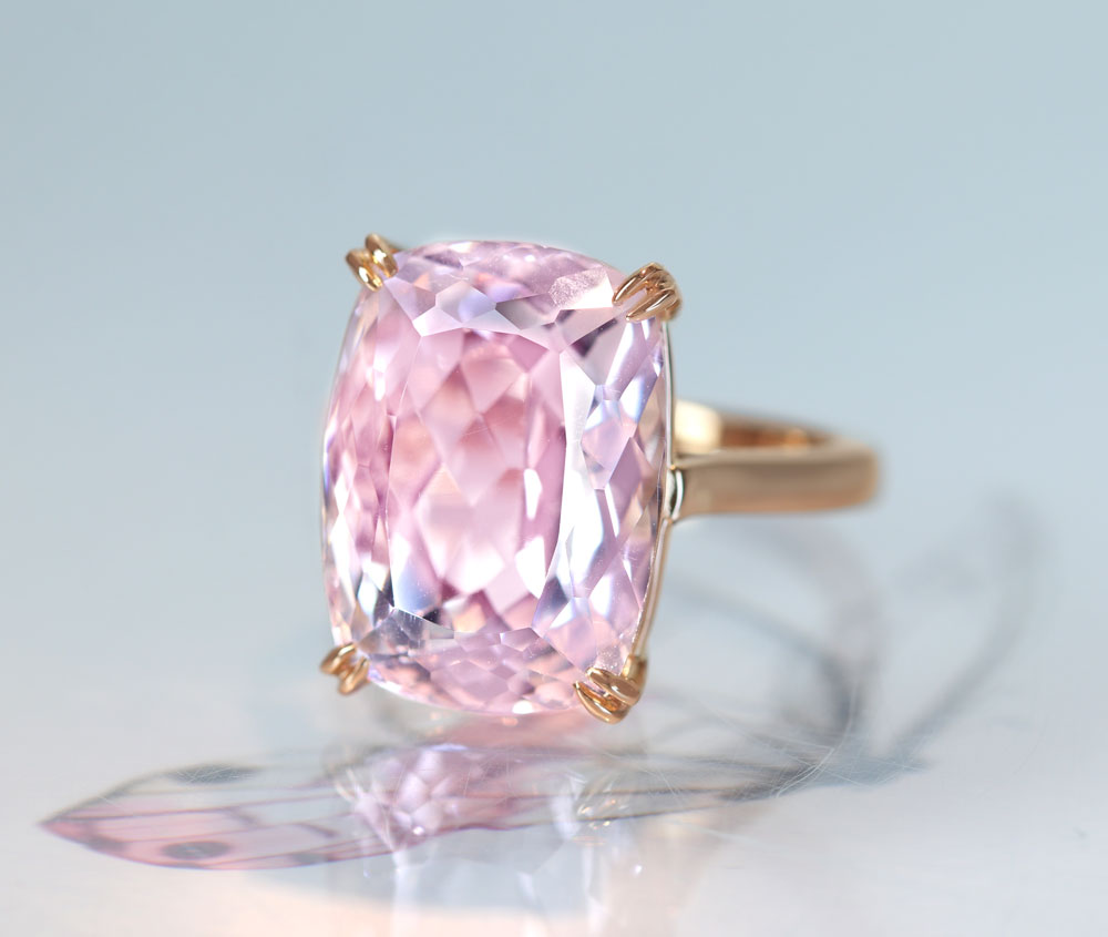 モルガナイト リング