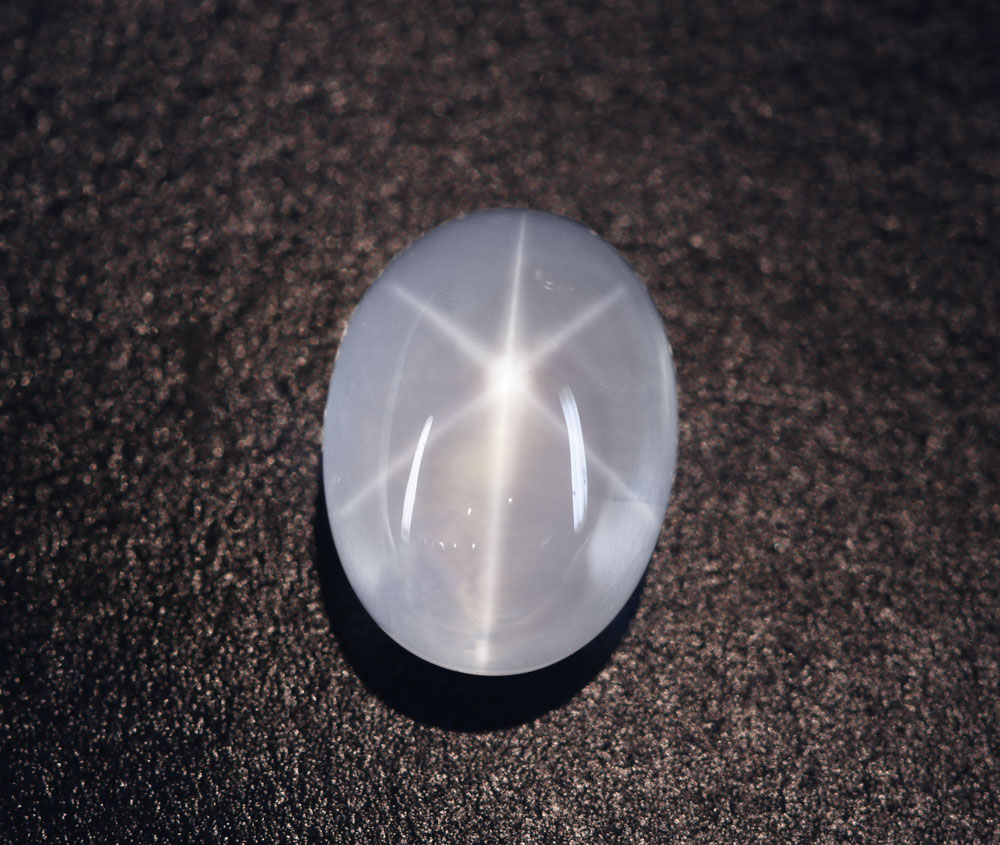 ホワイトスターサファイヤ ルース