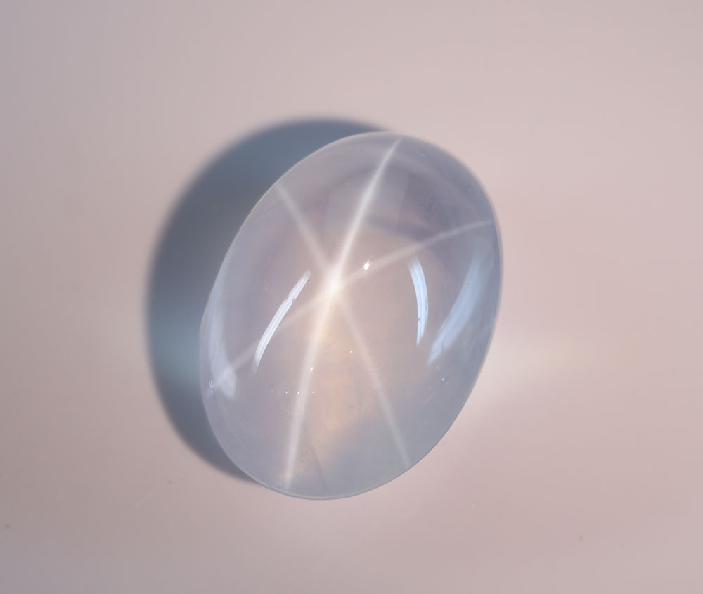 ホワイトスターサファイヤ ルース