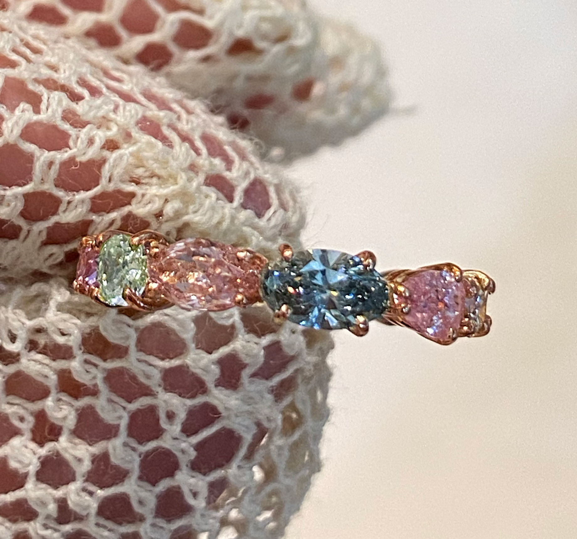 ピンクダイヤモンド パープルダイヤモンド イエローダイヤモンド グレーダイヤモンド リング