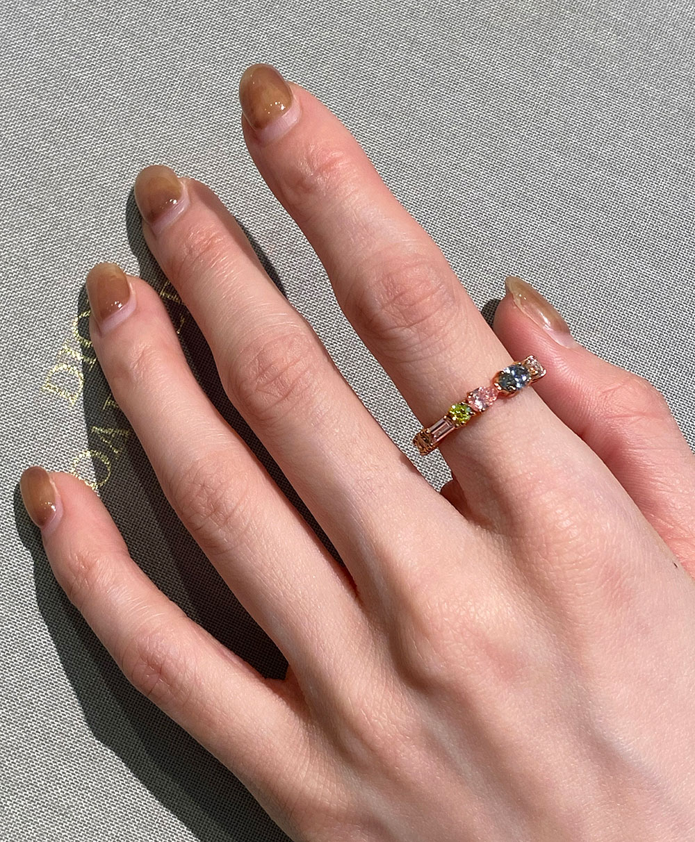 ピンクダイヤモンド パープルダイヤモンド イエローダイヤモンド グレーダイヤモンド リング