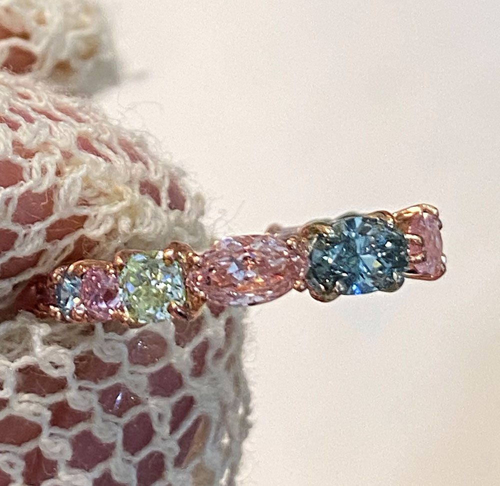 ピンクダイヤモンド パープルダイヤモンド イエローダイヤモンド グレーダイヤモンド リング