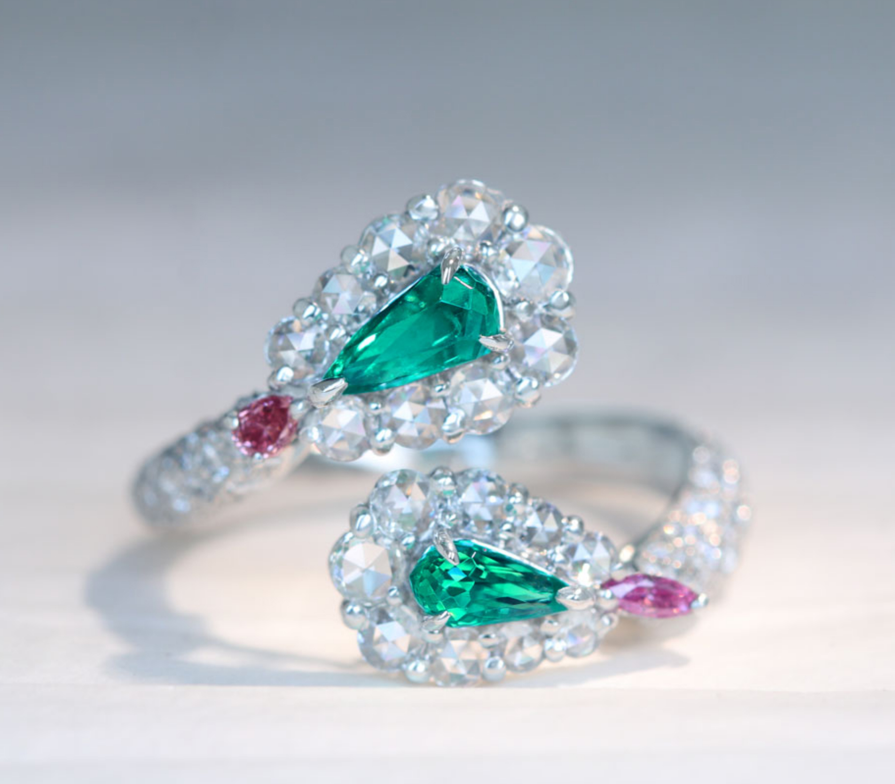 エメラルド リング